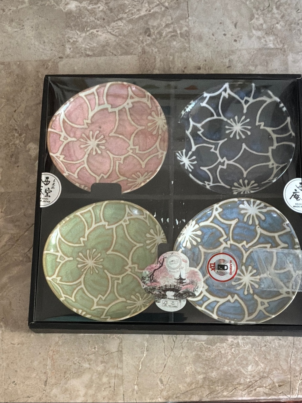 Japanese Set of 4 Floral Ceramic Trinket Dishes - Picture 4 of 4